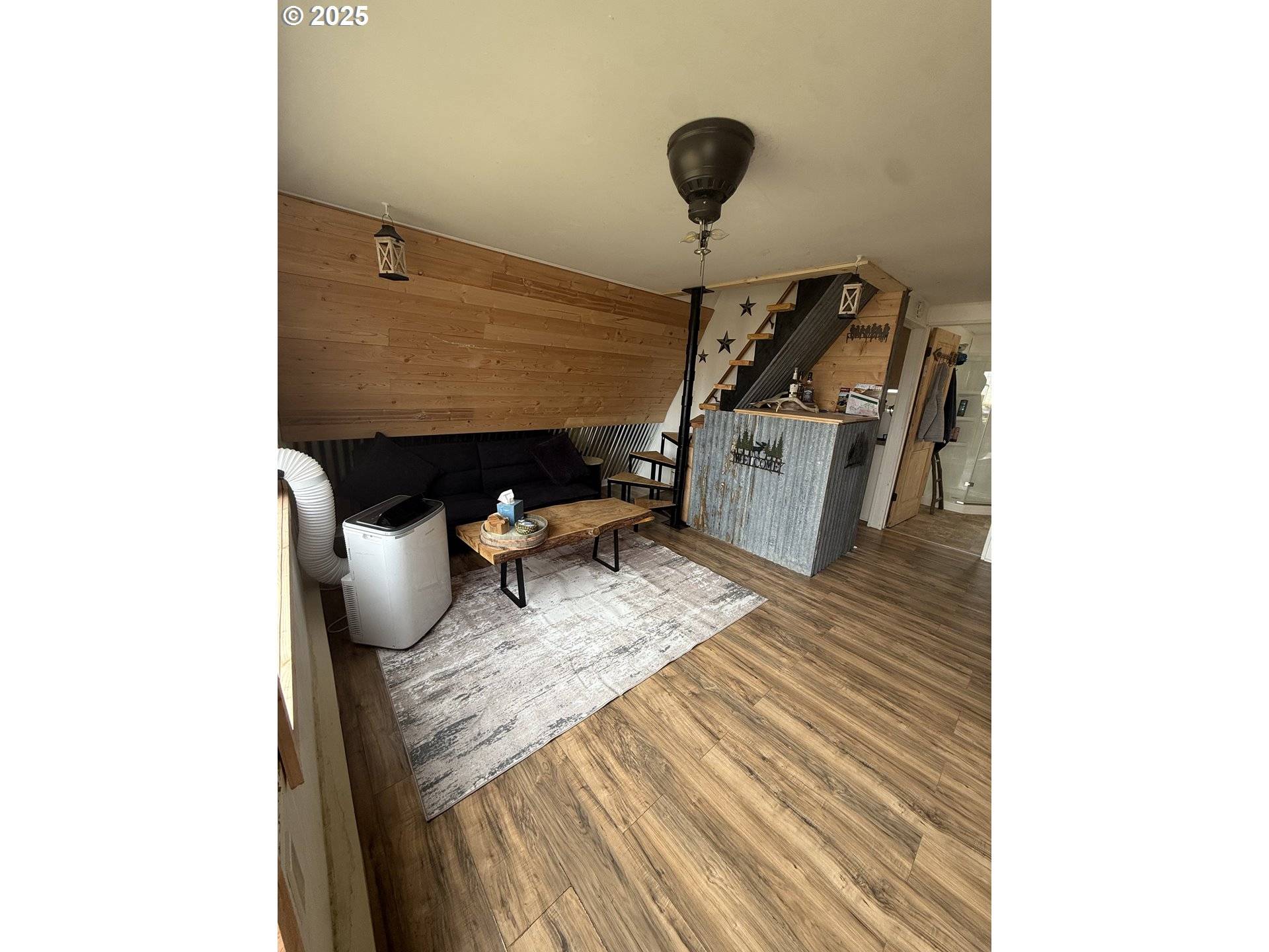 Ukiah, OR 97880,112 E State ST