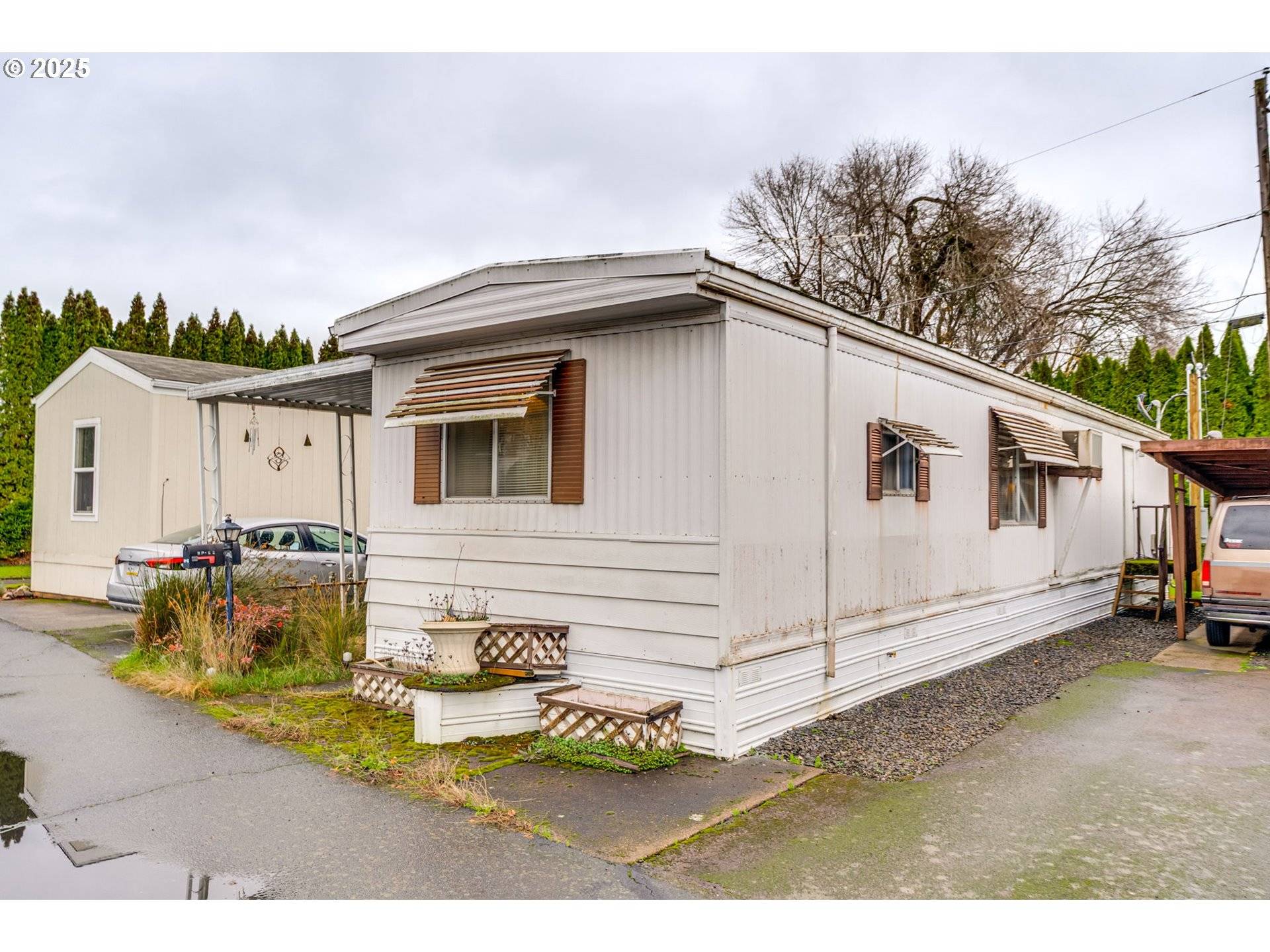 Mc Minnville, OR 97128,2420 NE HEMBREE ST ##52