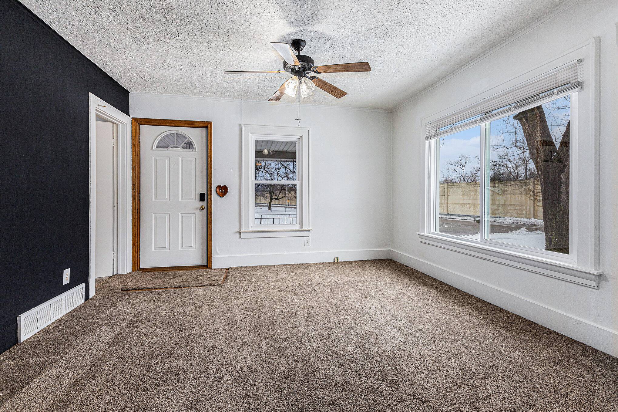 Ypsilanti, MI 48198,660 Greenlawn ST