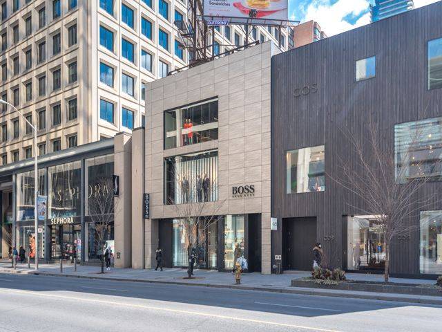 Toronto C01, ON M5S 1M1,83 Bloor ST W