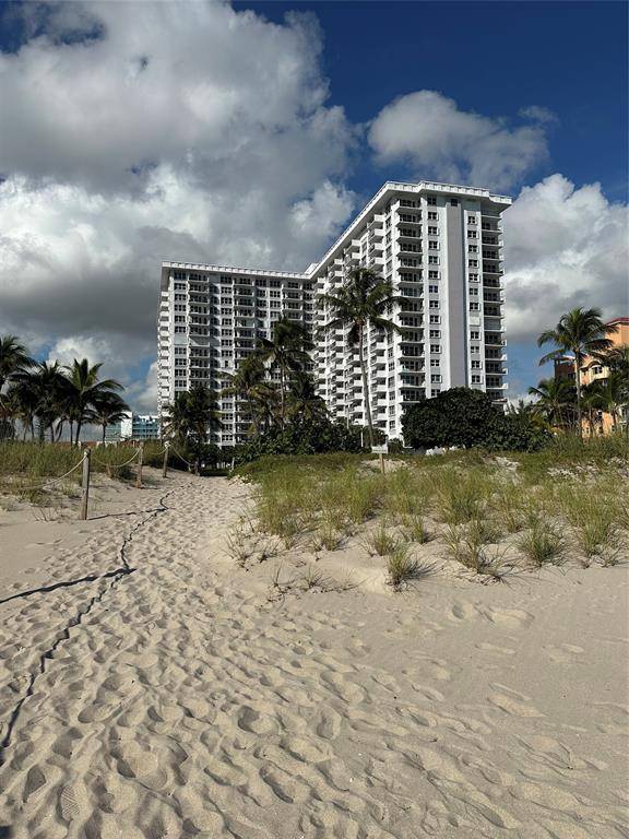 Pompano Beach, FL 33062,405 N Ocean Blvd #611