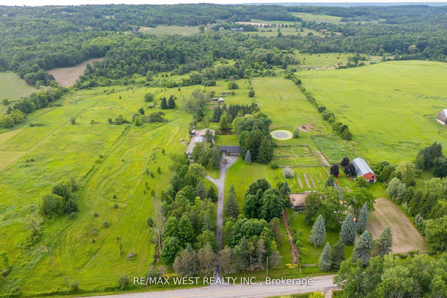 New Tecumseth, ON L0G 1W0,5878 4th Line