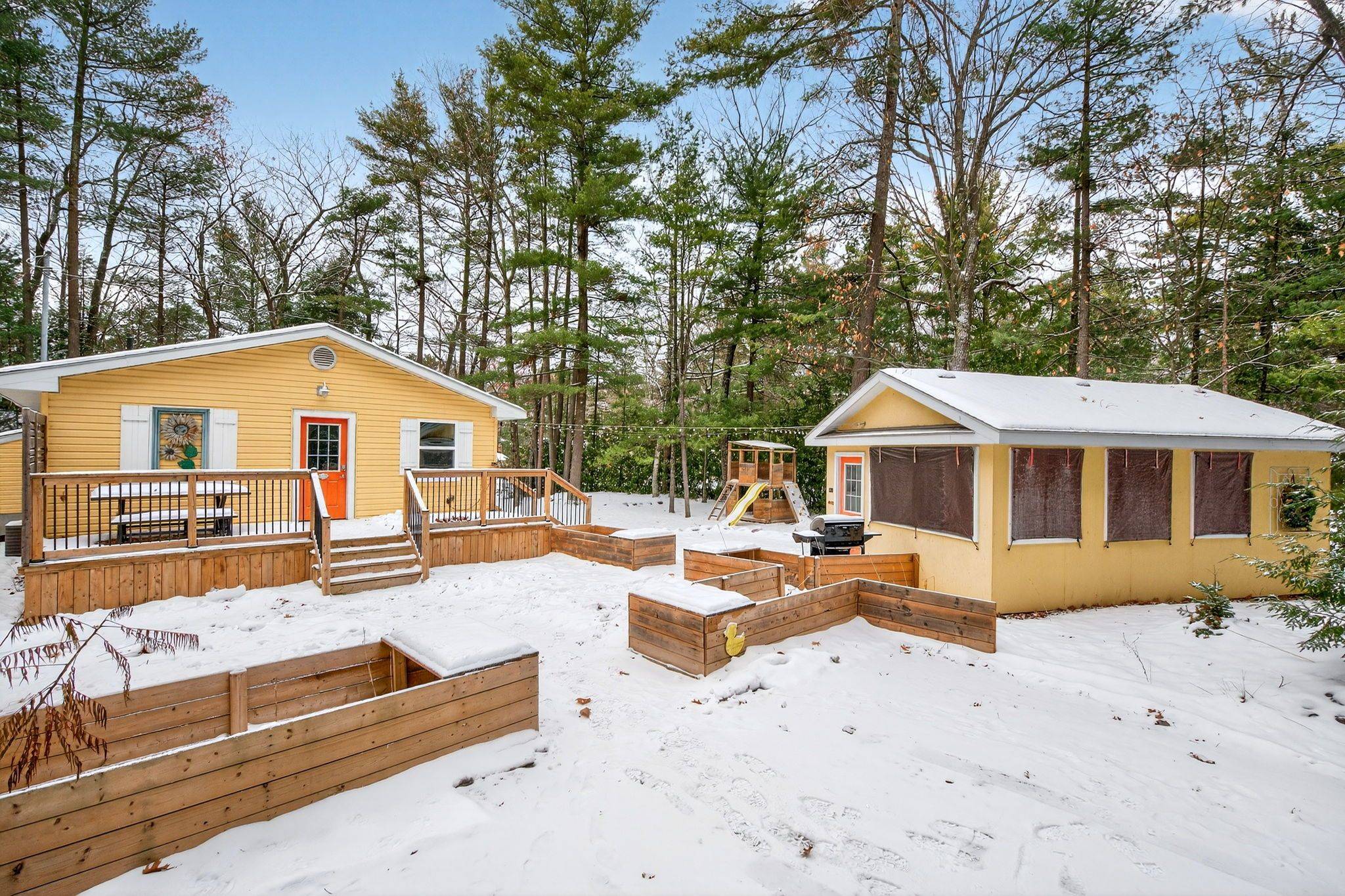 Tiny, ON L9M 0H3,1326 Tiny Beaches RD N