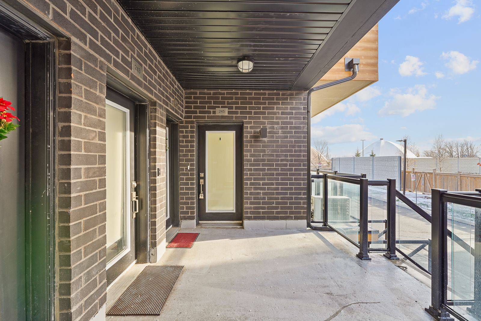 Mississauga, ON L5J 0B5,1145 Journeyman LN #245