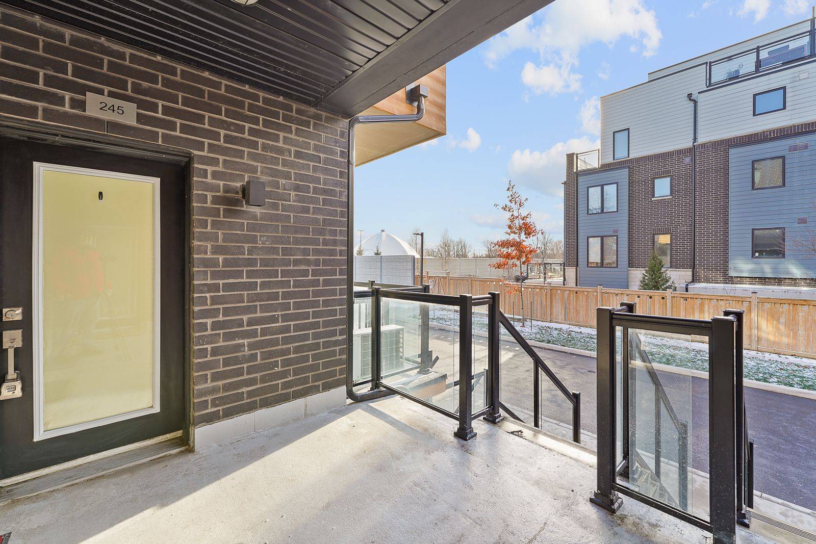 Mississauga, ON L5J 0B5,1145 Journeyman LN #245