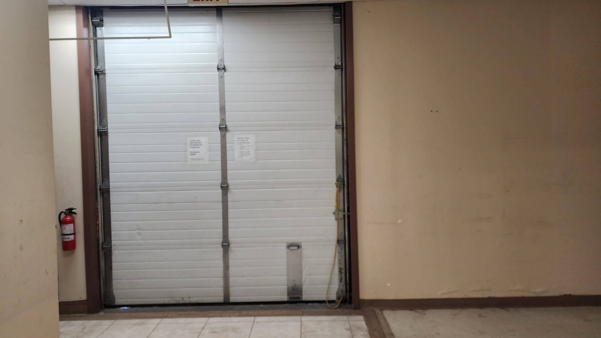 Toronto W05, ON M3J 3C1,1450 Lodestar RD #8 - 9