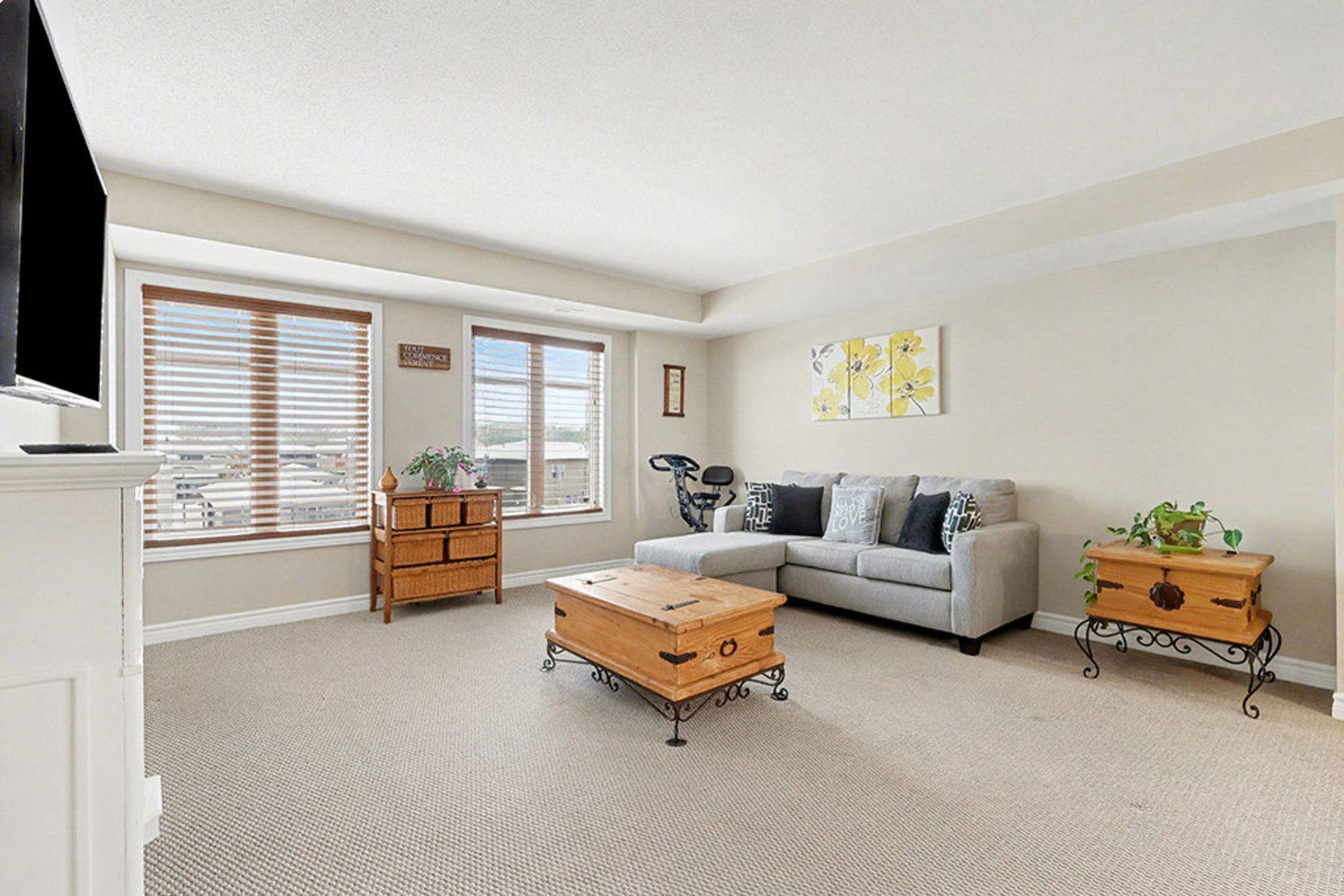 Clarence-rockland, ON K4K 0G9,1124 Docteur Corbeil BLVD #2