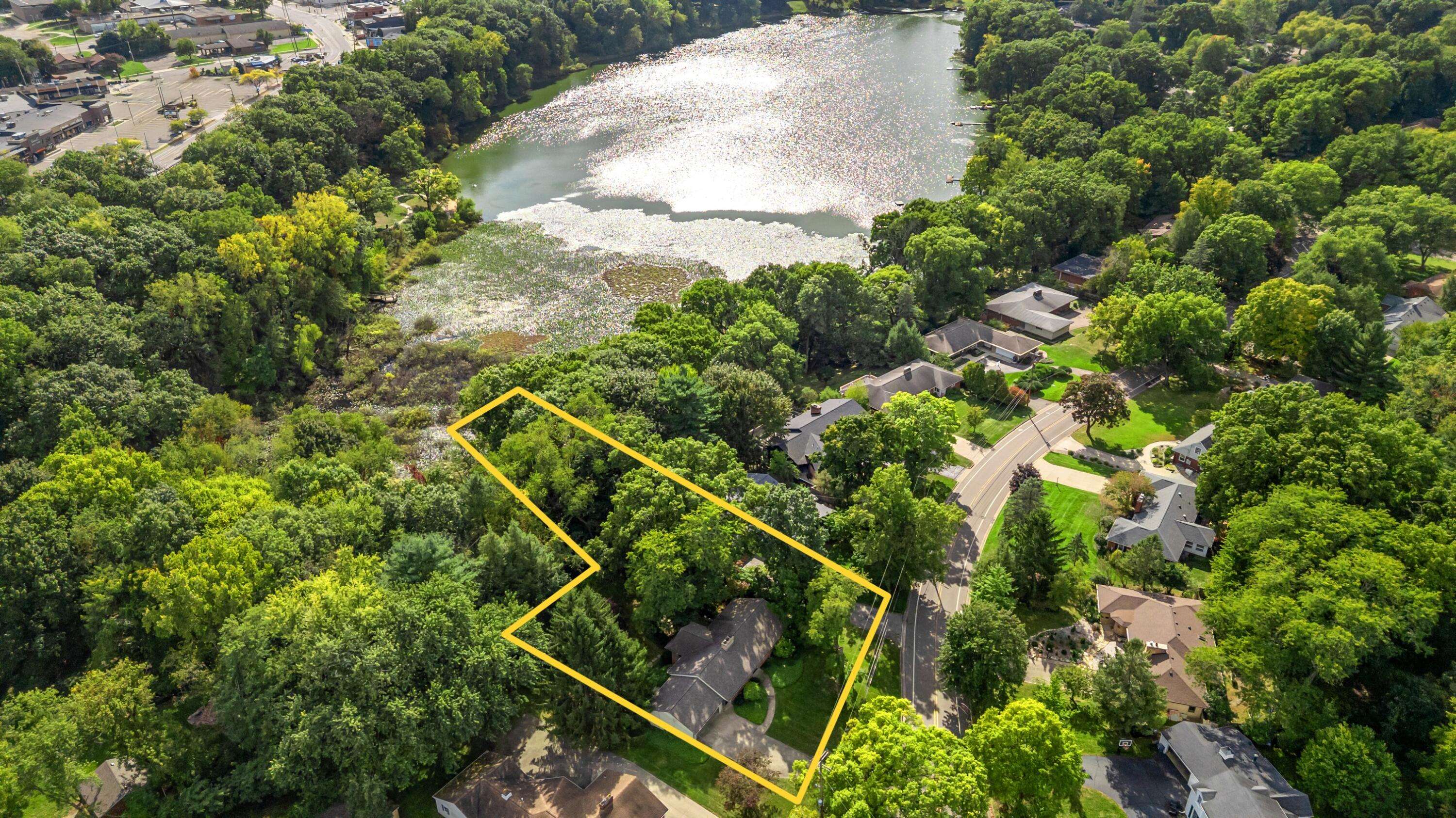 Kalamazoo, MI 49008,1907 Chevy Chase BLVD