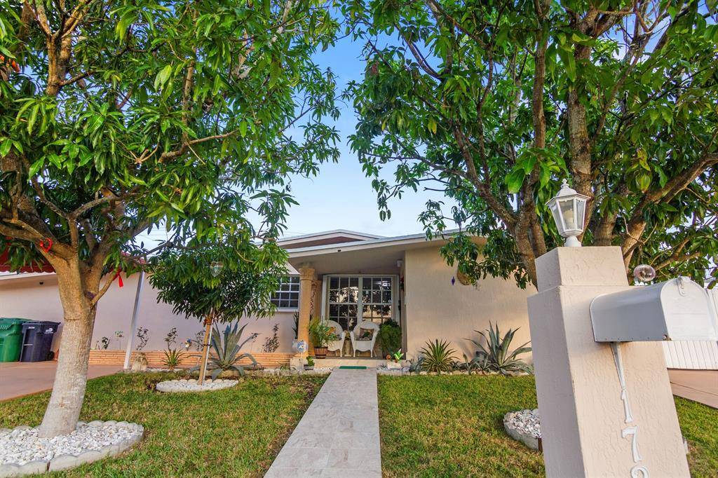 Miami, FL 33177,17211 SW 119th Ct