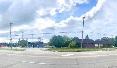 Flint, MI 48505,5001 N SAGINAW ST