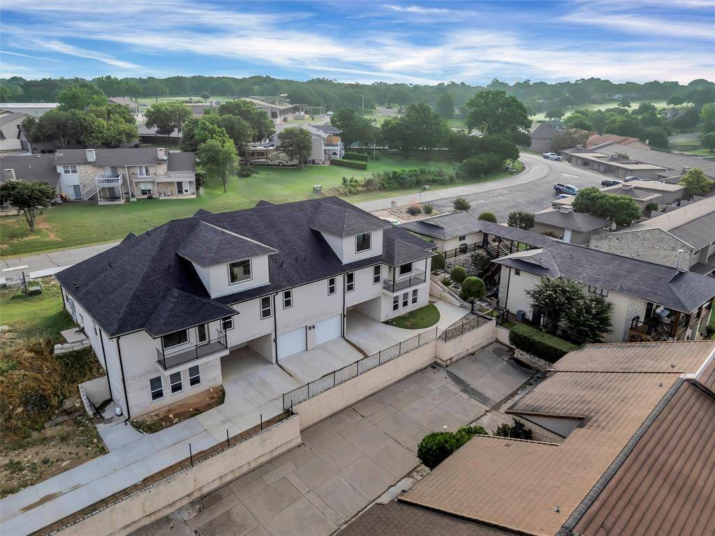 Granbury, TX 76049,5126 Country Club Drive
