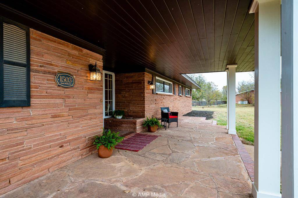 Stamford, TX 79553,1503 E Wells Street