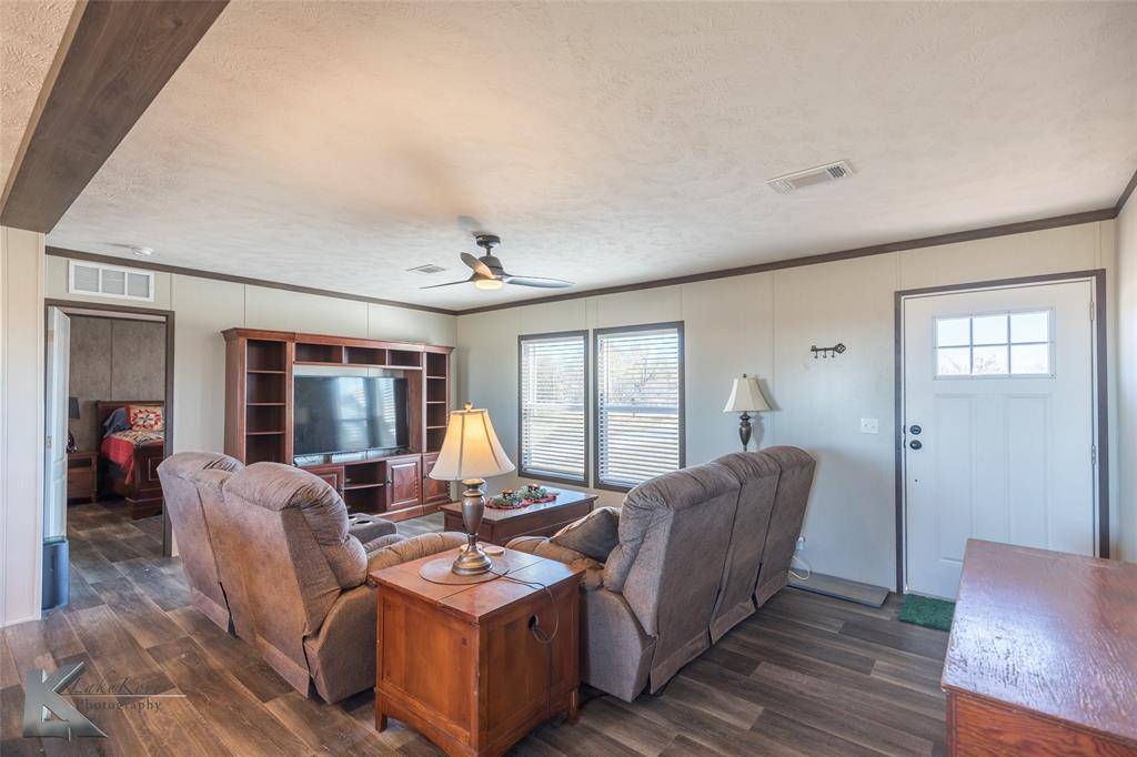 Anson, TX 79501,4377 County Road 497