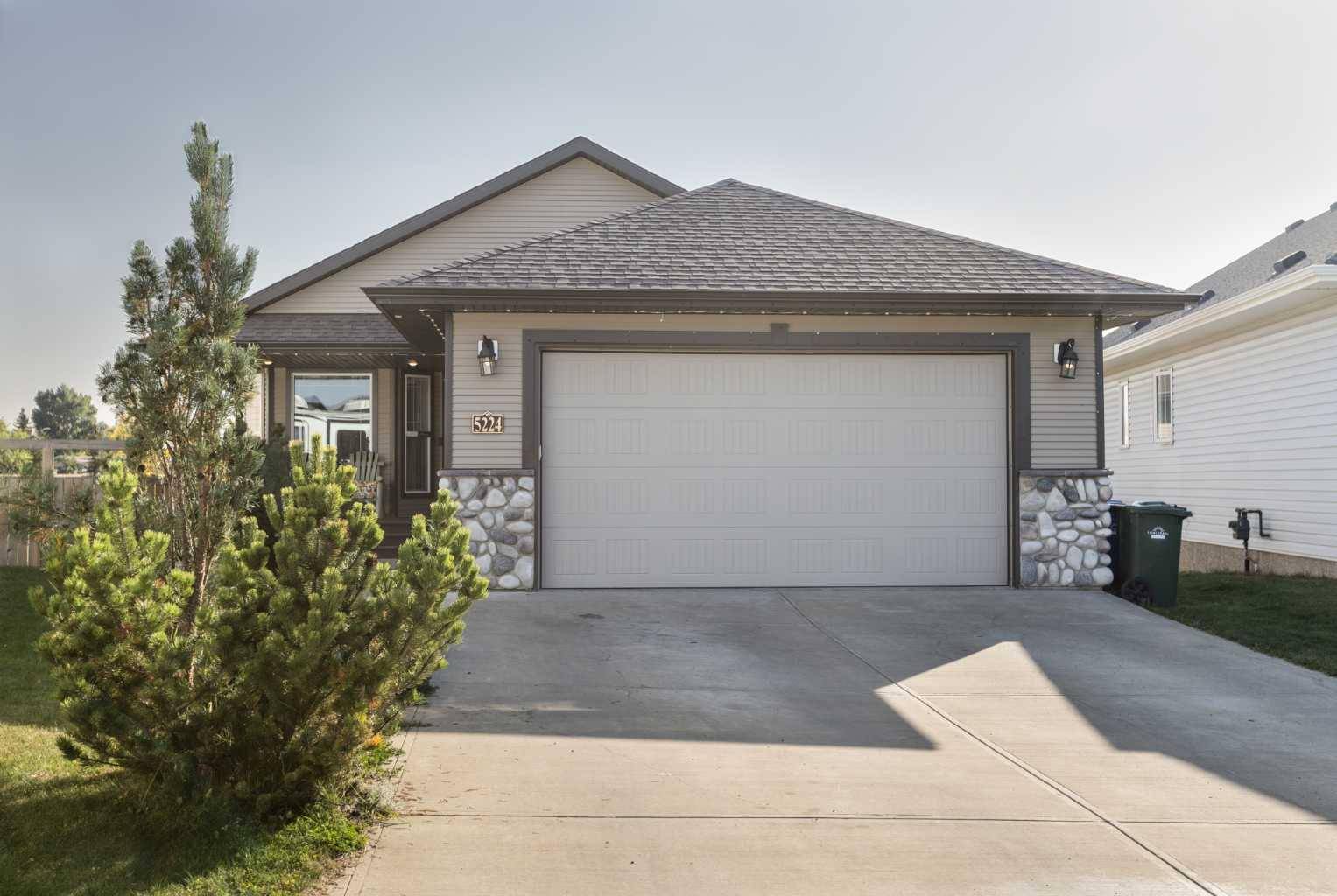 Innisfail, AB T4G 0B9,5224 48 Street Close