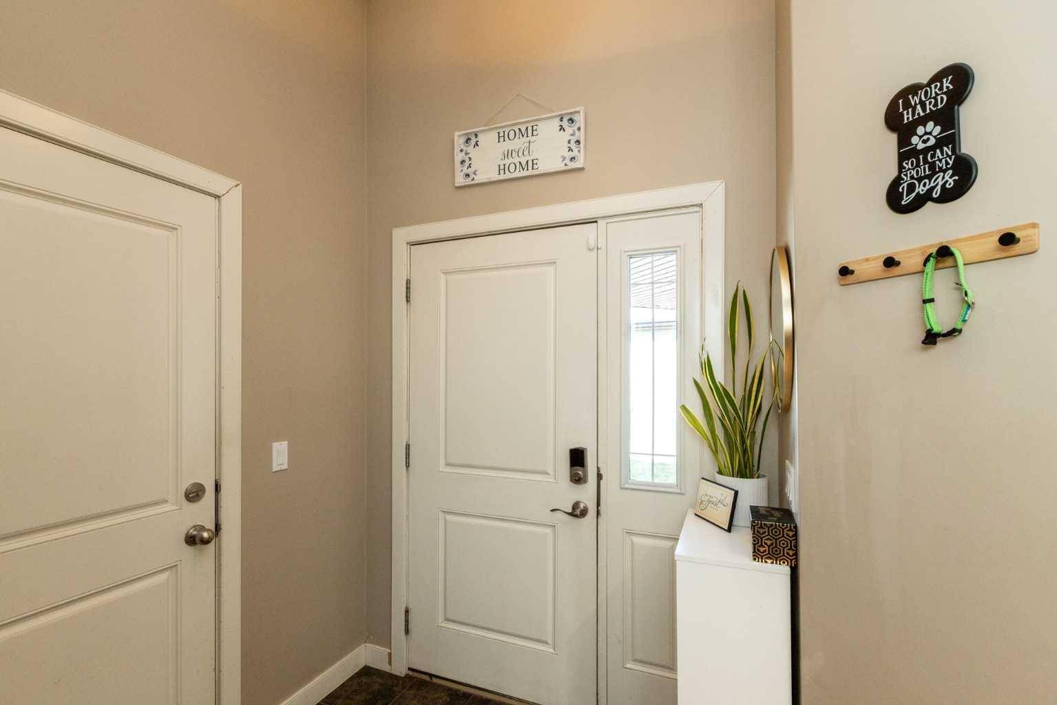 Innisfail, AB T4G 0B9,5224 48 Street Close