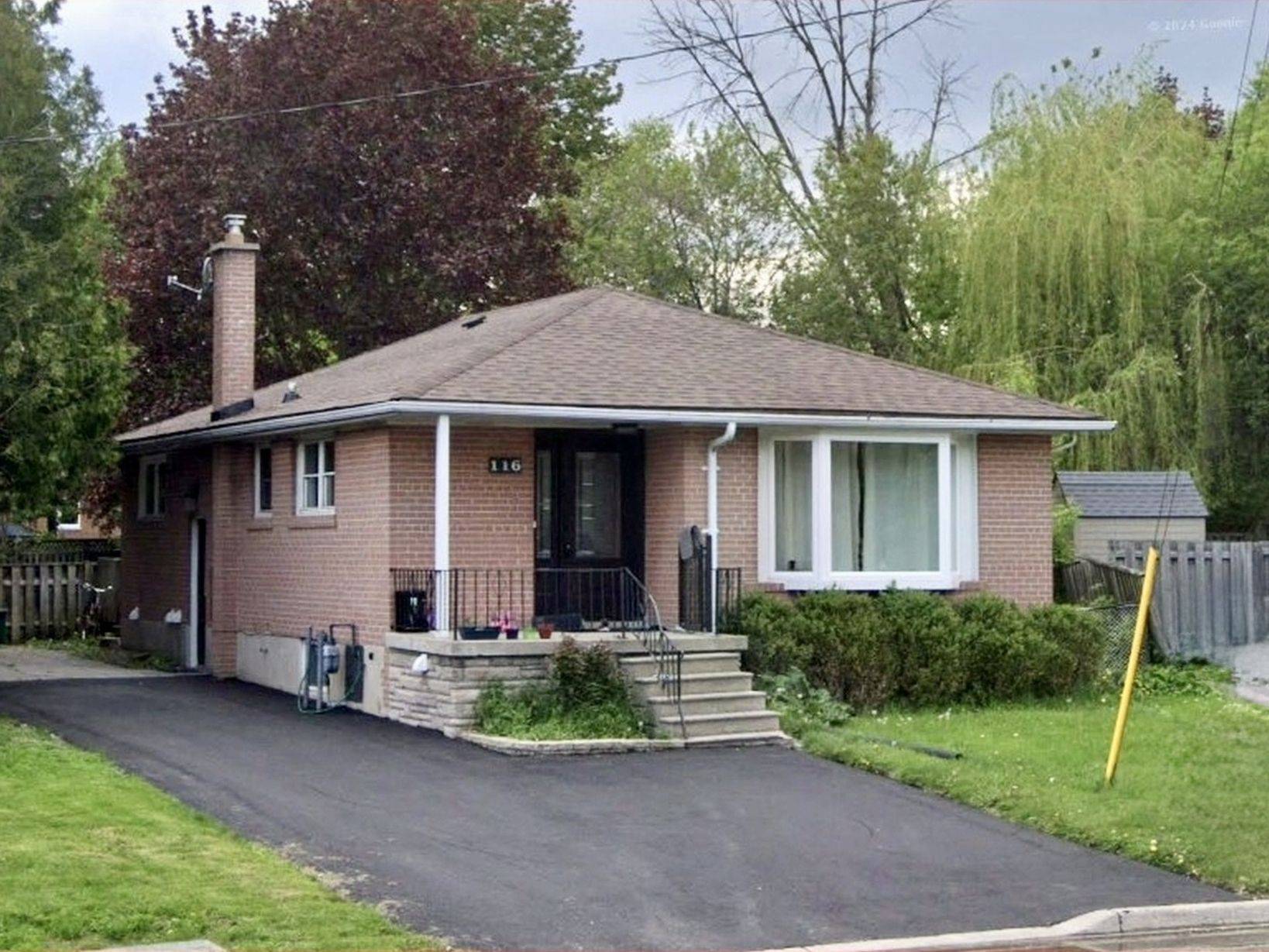 Newmarket, ON L3Y 2X7,116 Cherrywood DR #BSMT 1