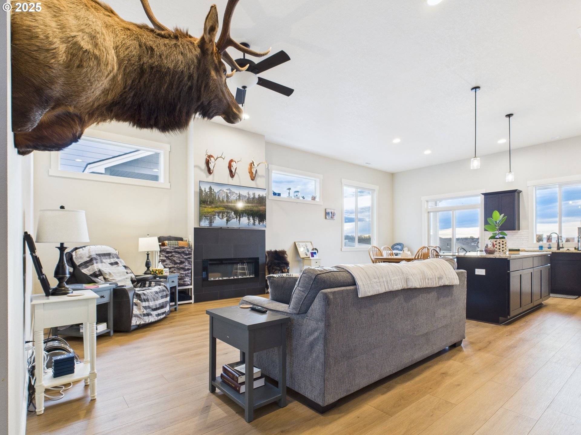 Hermiston, OR 97838,862 E AUTUMN AVE