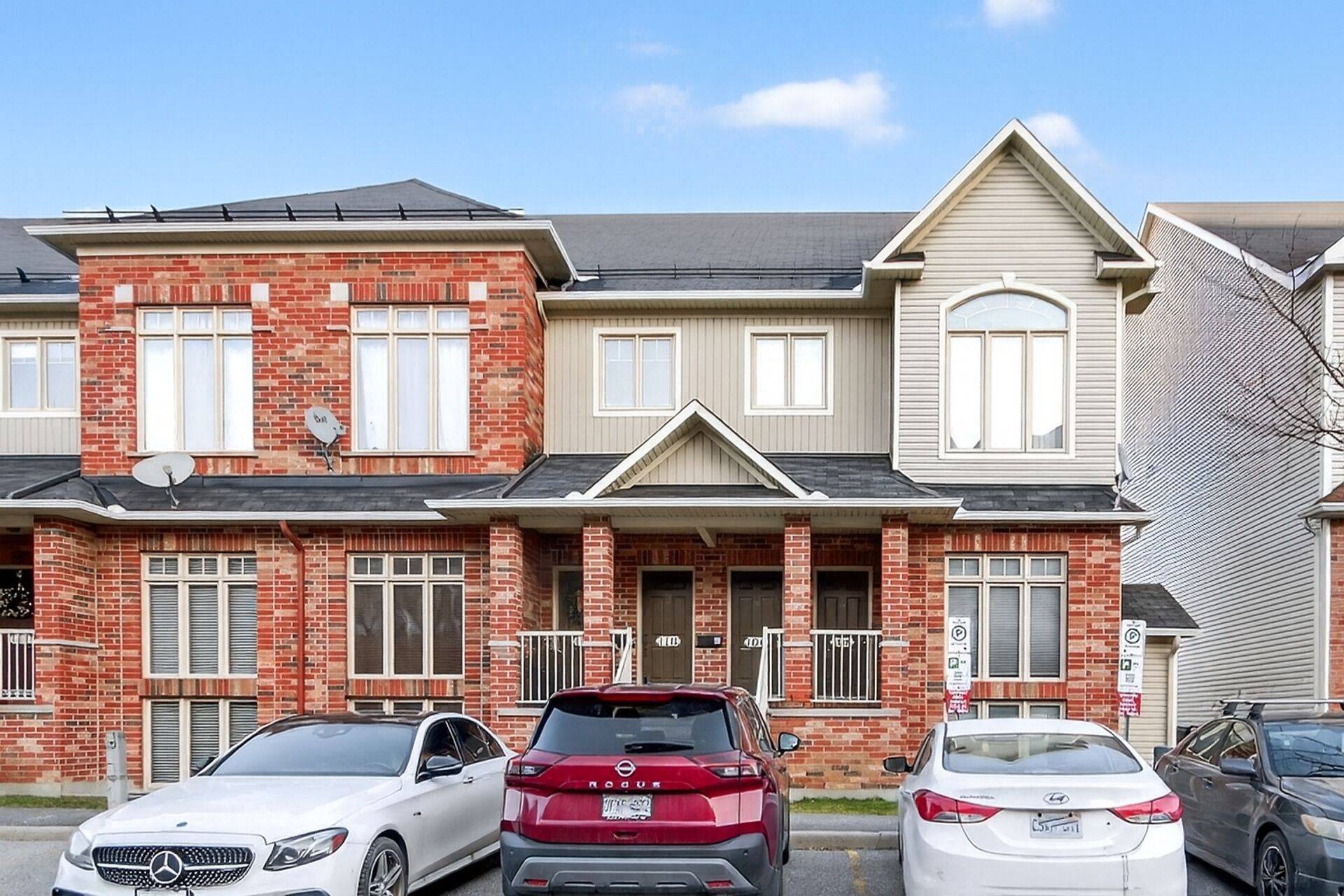 Hunt Club - South Keys And Area, ON K1V 2G5,1512 Walkley RD #104