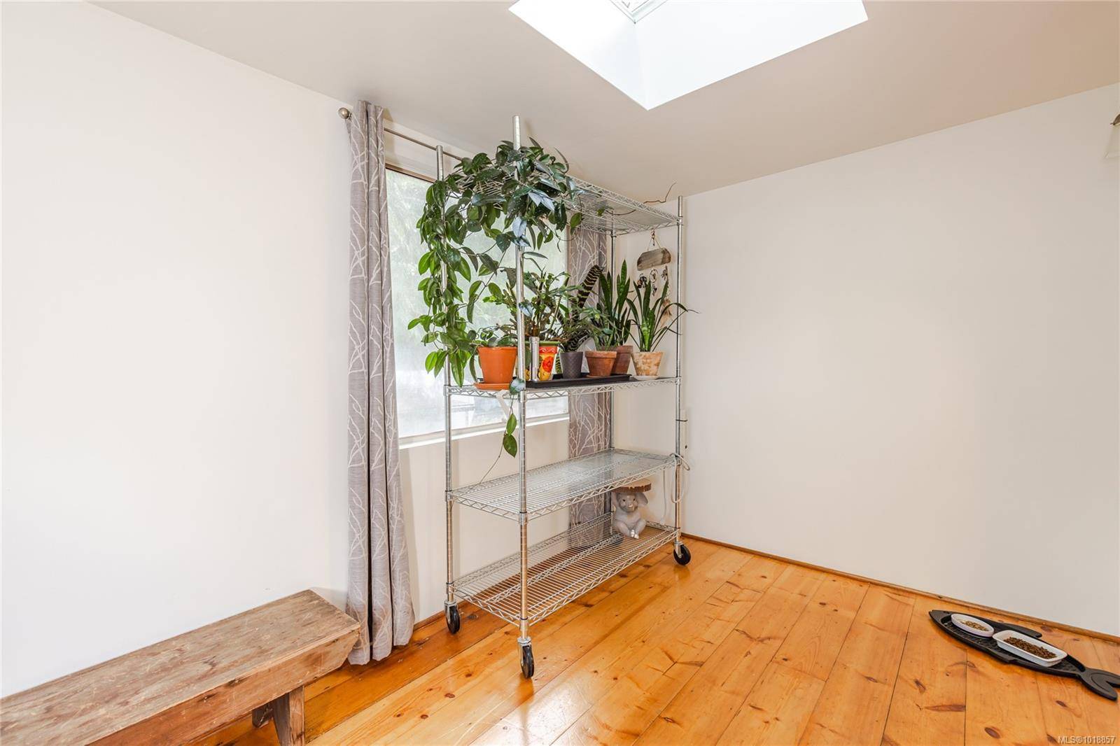 Nanaimo, BC V9R 6N3,25 Maki Rd #37