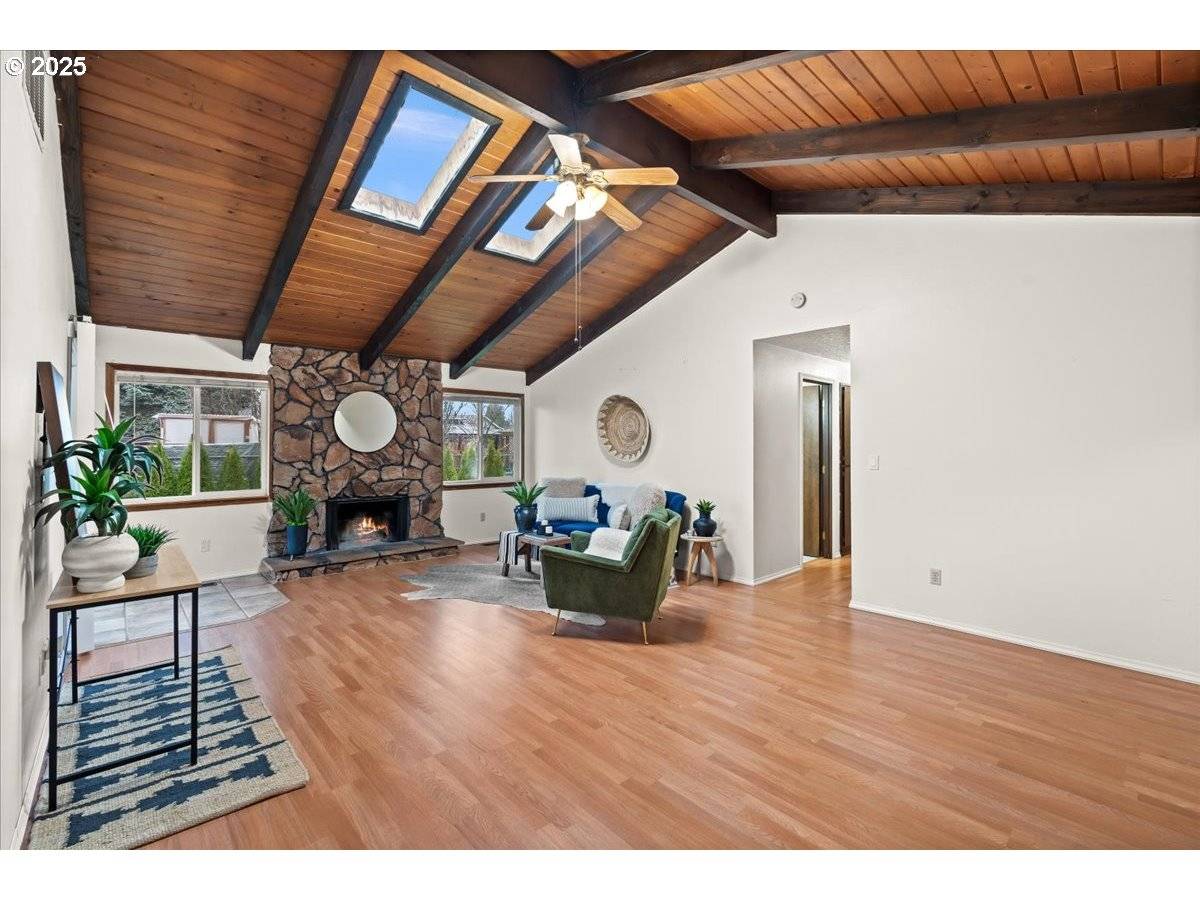 Cornelius, OR 97113,253 S TARRYBROOKE CIR