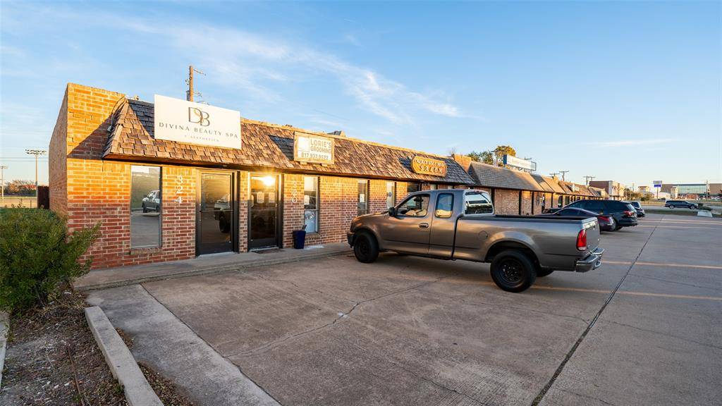 White Settlement, TX 76108,320 N Jim Wright Freeway