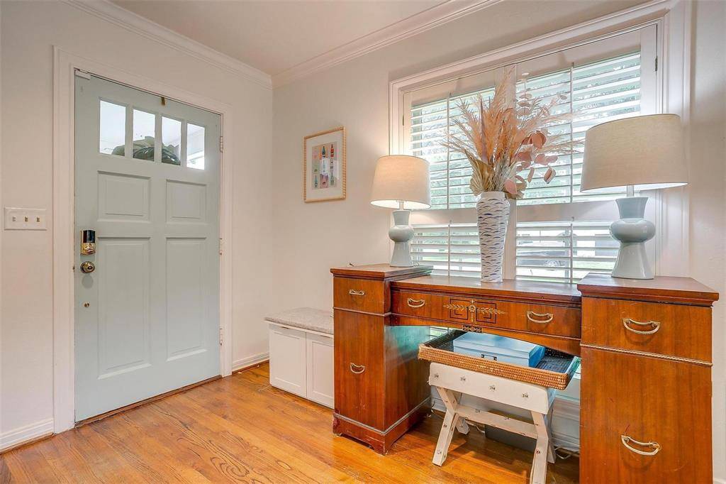 Fort Worth, TX 76109,3616 Hilltop Road