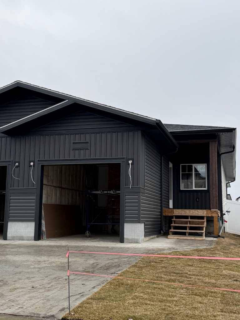 Red Deer, AB T4P3H1,39 Ellington CRES