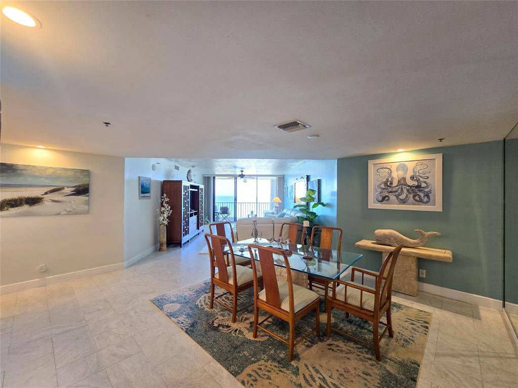 Fort Pierce, FL 34949,3120 N Highway A1a #1302