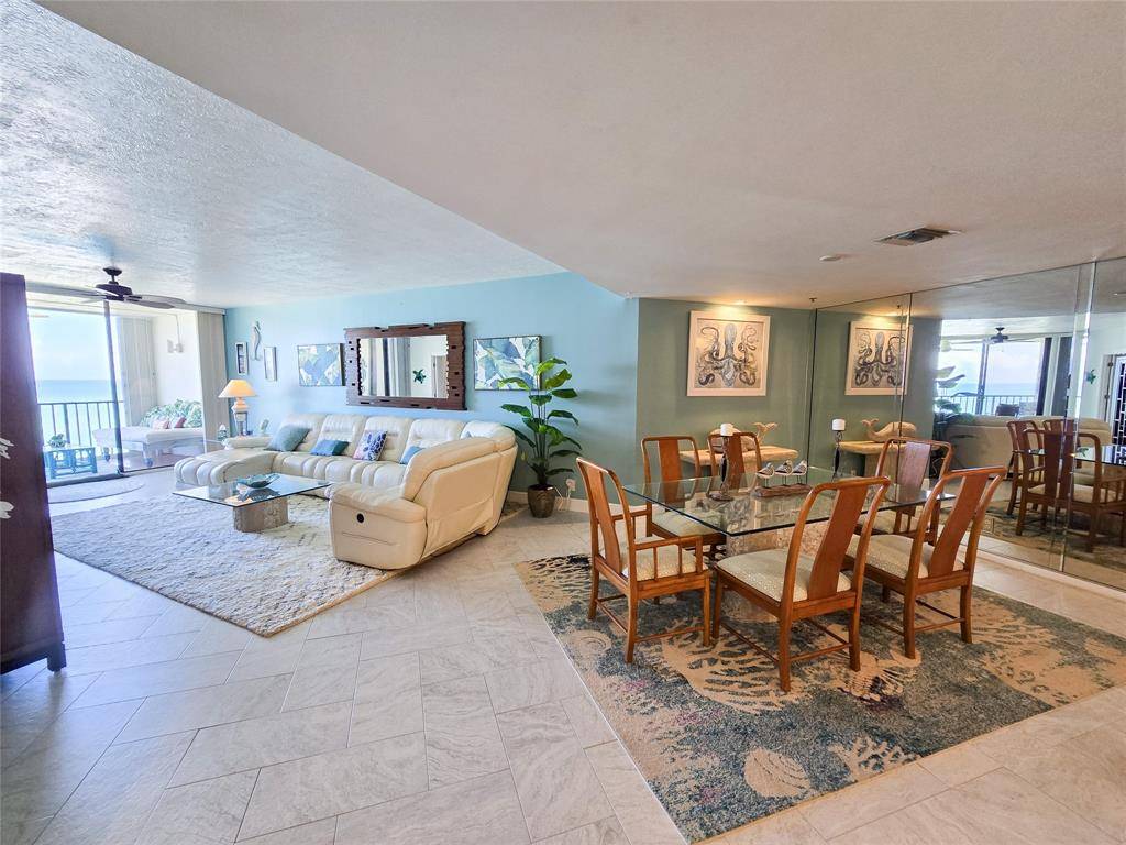 Fort Pierce, FL 34949,3120 N Highway A1a #1302