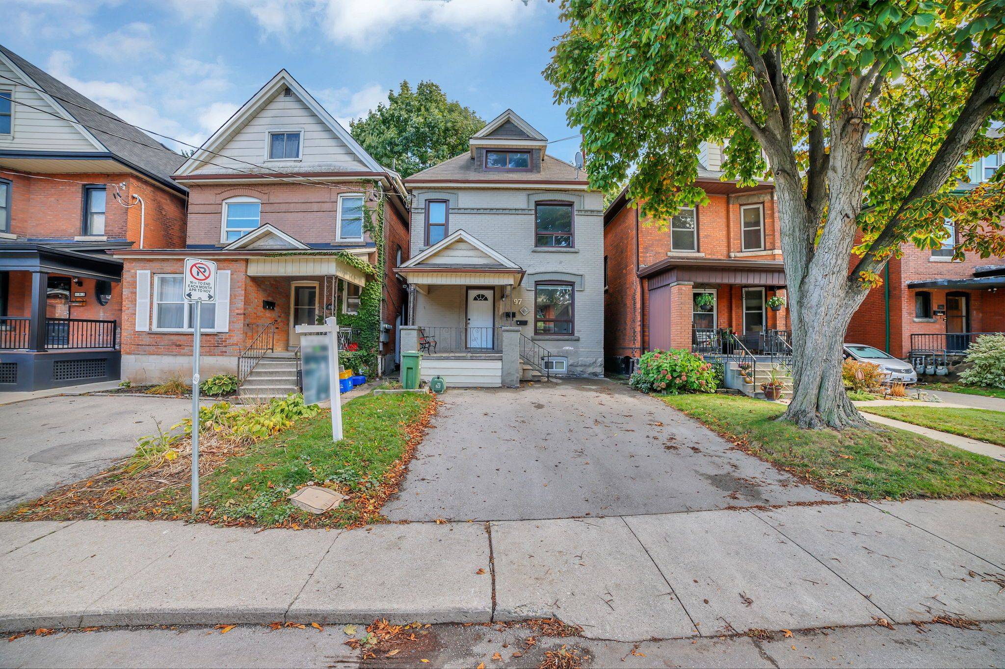 Hamilton, ON L8M 2S3,97 Garfield AVE S