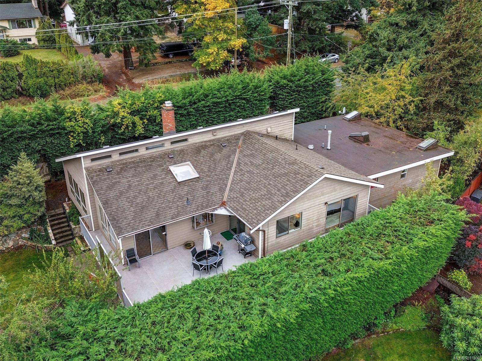 Colwood, BC V9B 5C8,3198 Ilona Pl