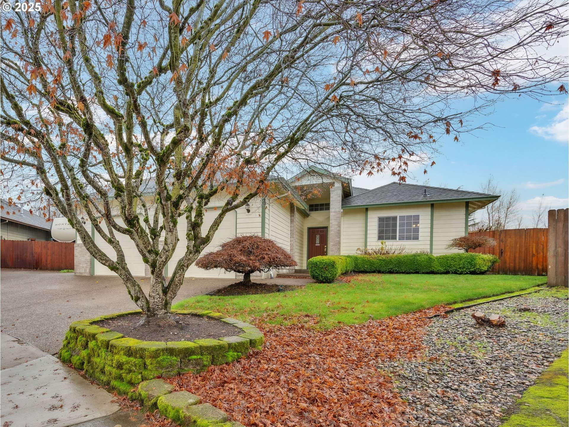 Fairview, OR 97024,3533 NE FAIRVIEW LAKE CT