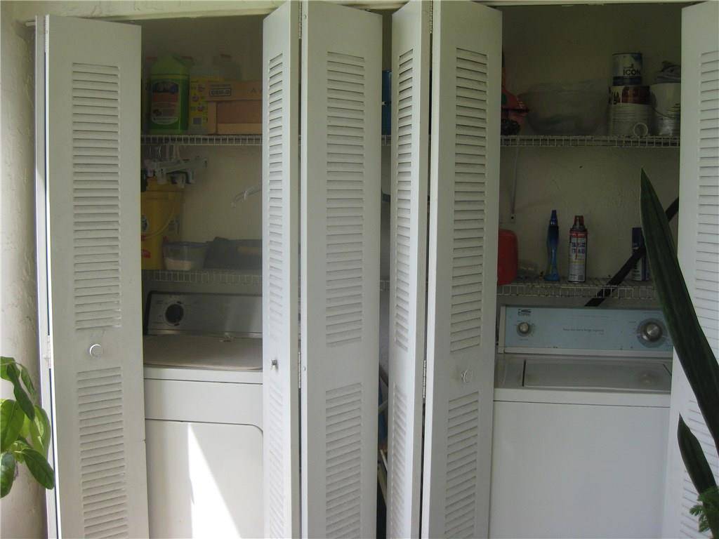 Boca Raton, FL 33428,9233 SW 8th St #103