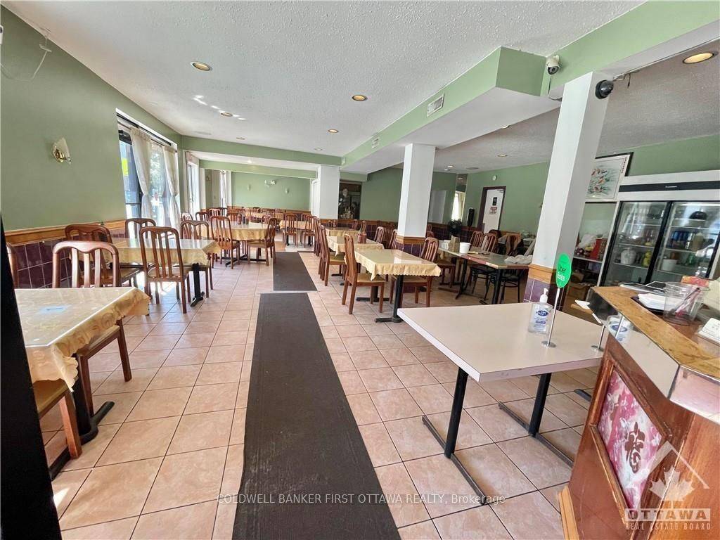 West Centre Town, ON K1R 7K4,350 BOOTH ST