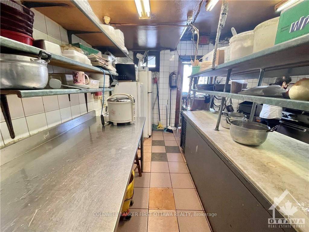 West Centre Town, ON K1R 7K4,350 BOOTH ST