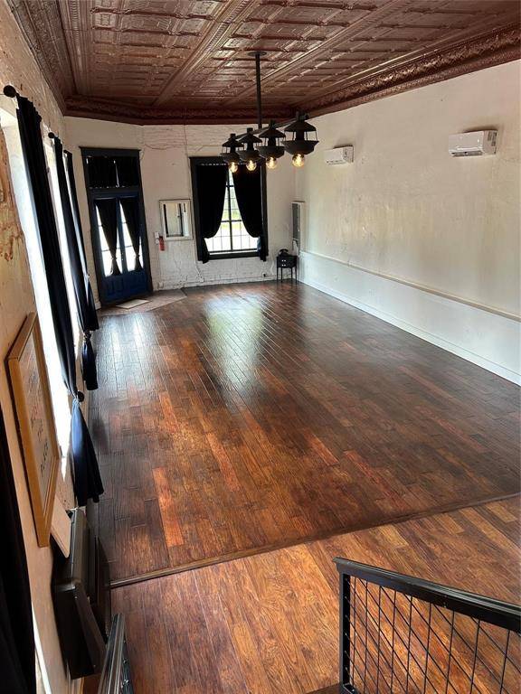 Cumby, TX 75433,201 W Main Street Street