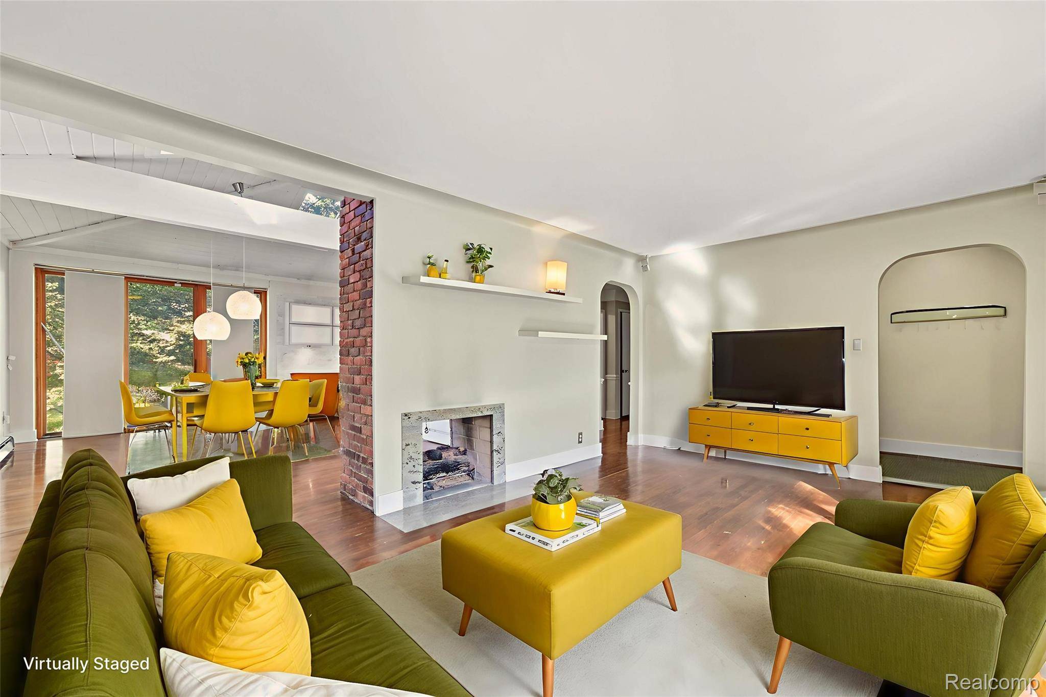 Harper Woods, MI 48225,21737 Roslyn RD