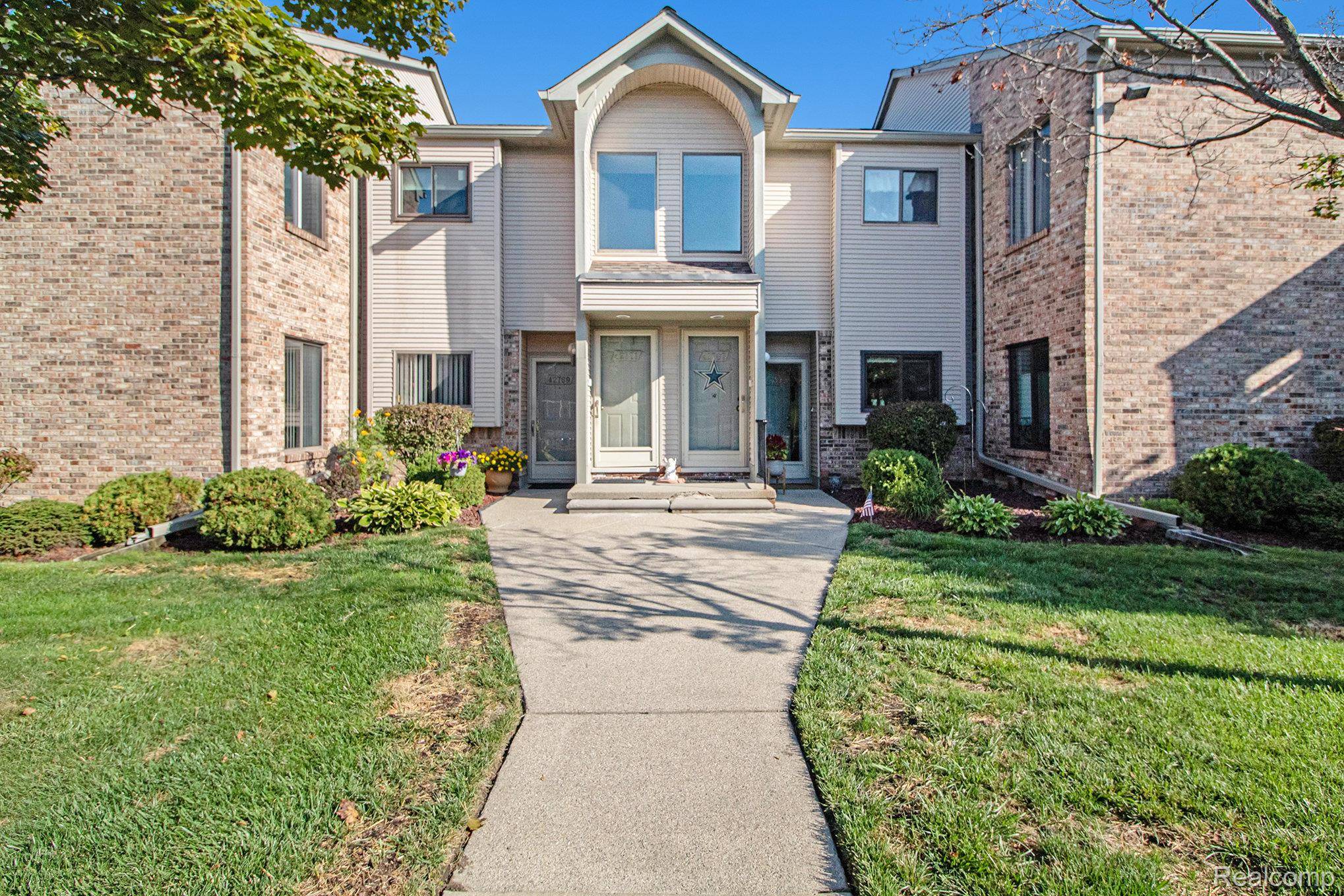 Canton, MI 48187,42771 Lilley Pointe DR