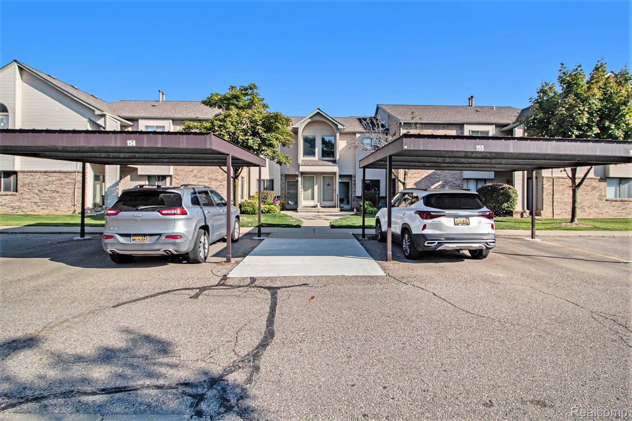 Canton, MI 48187,42771 Lilley Pointe DR