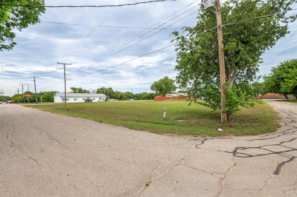 Arlington, TX 76002,2011 Duval Drive