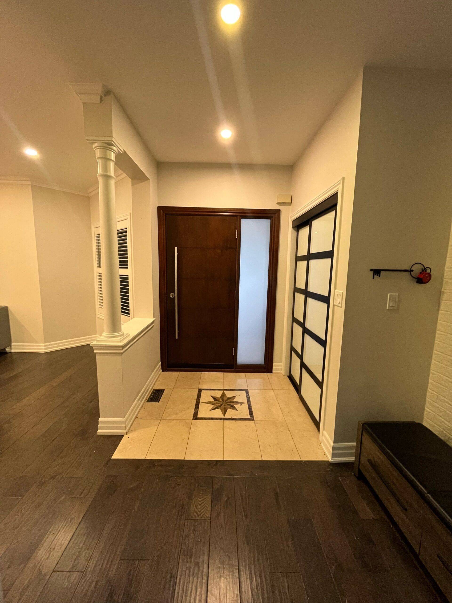 Newmarket, ON L3X 2C8,419 Seneca CT #Upper