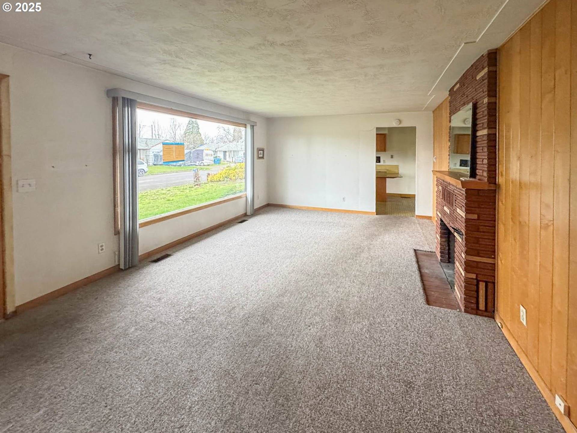 Salem, OR 97301,2892 CHESTER AVE