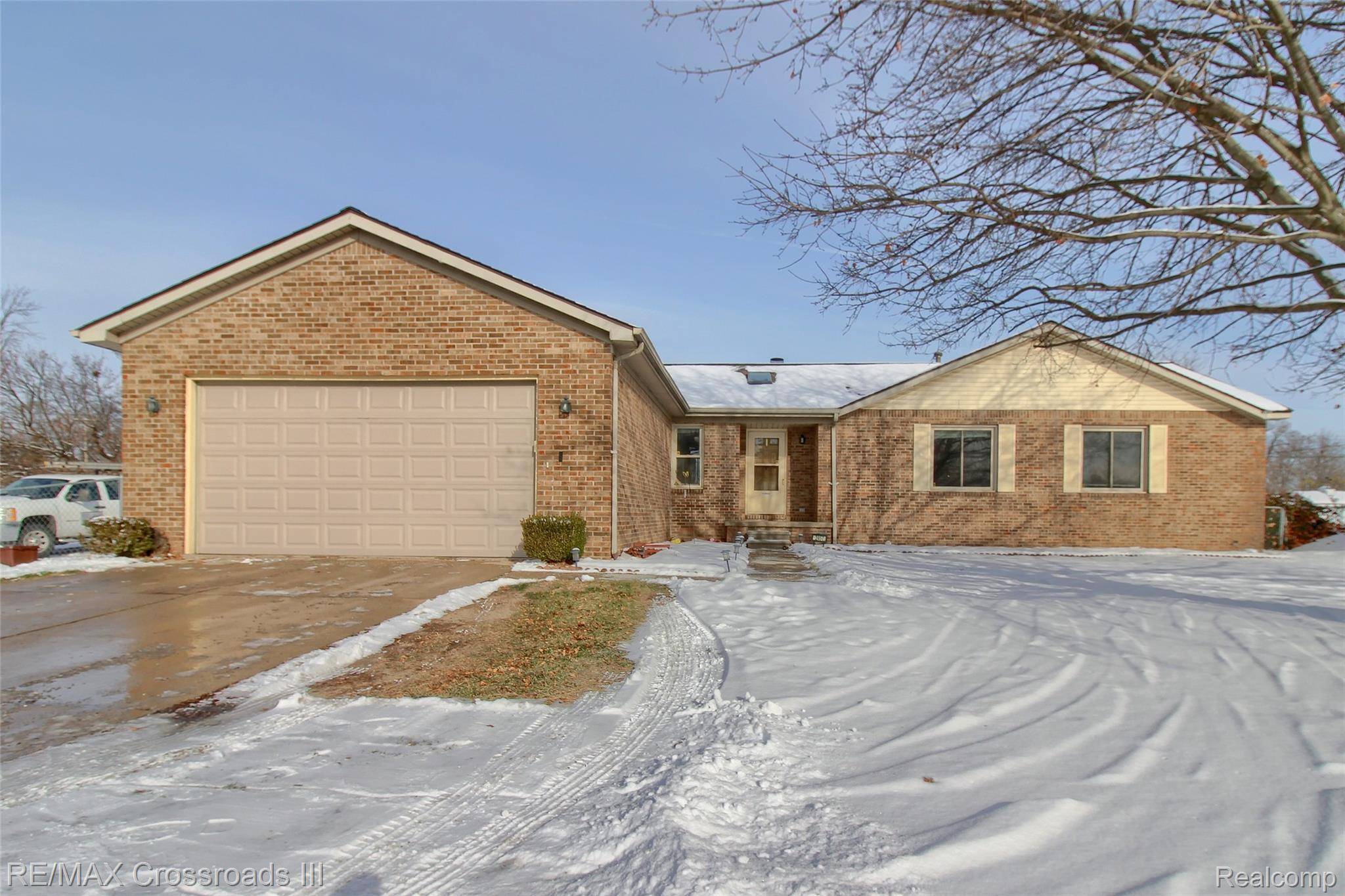 Ypsilanti, MI 48198,2457 Grove RD