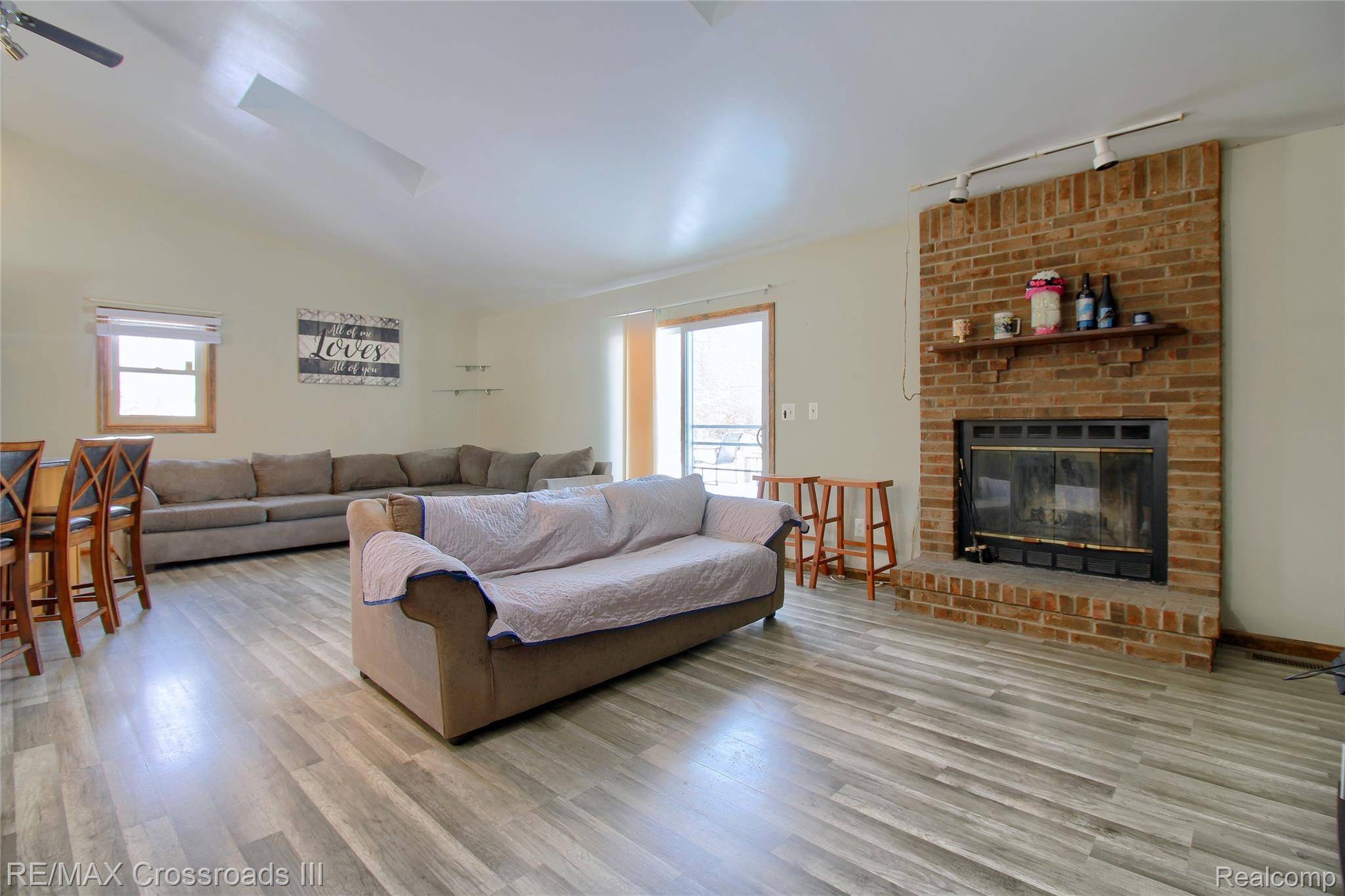 Ypsilanti, MI 48198,2457 Grove RD