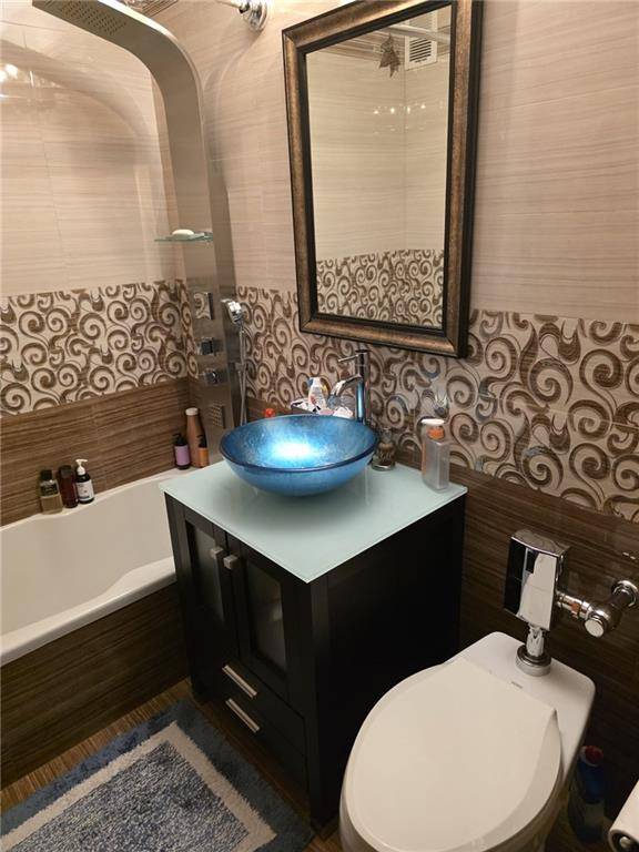 Brooklyn, NY 11235,3090 Voorhies AVE #1C