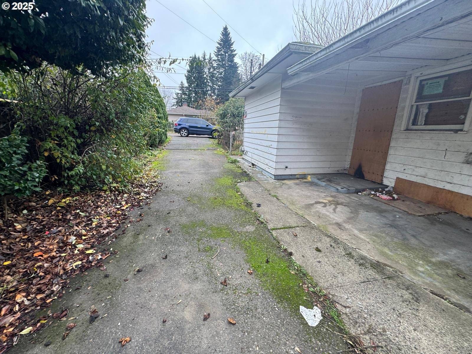 Portland, OR 97266,8923 SE CLINTON ST