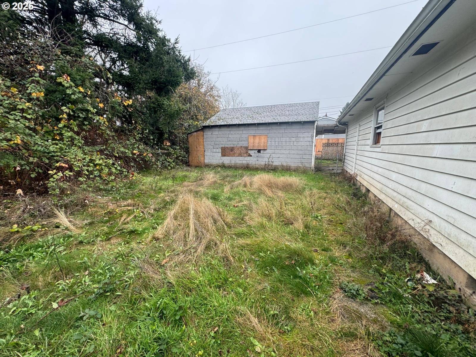 Portland, OR 97266,8923 SE CLINTON ST