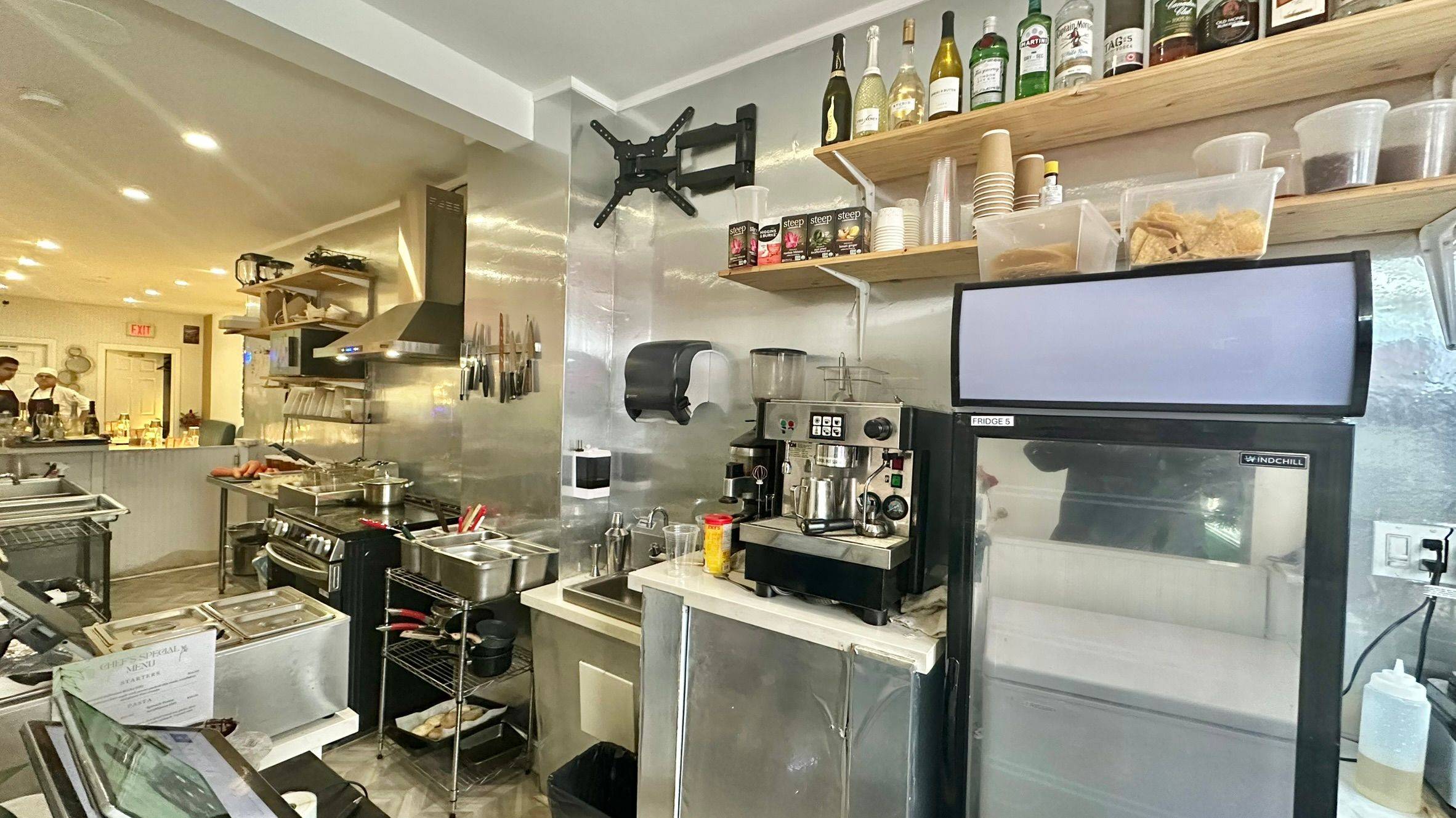 Toronto C03, ON M4S 2A4,Address not disclosed