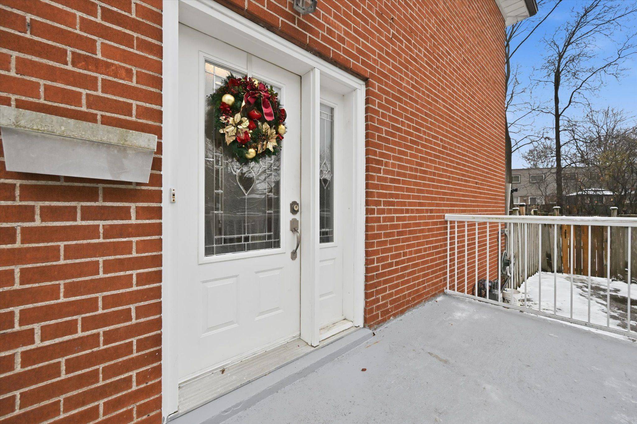 Mississauga, ON L5J 1P5,2299 Wiseman CT