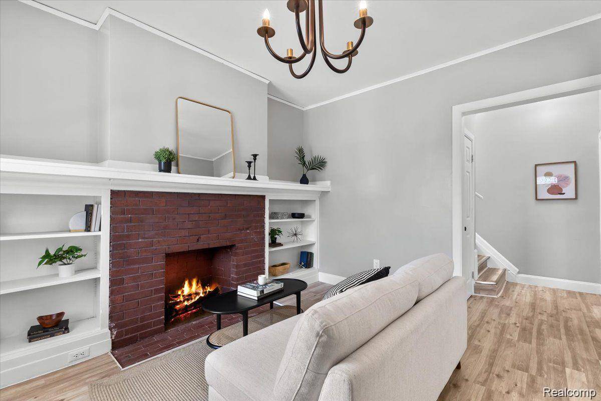 Detroit, MI 48214,3427 Townsend ST